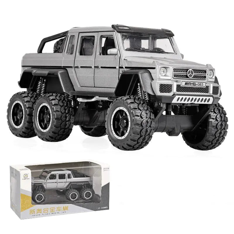 1:32 Mercedes G63 Alloy Model with Sound and Light