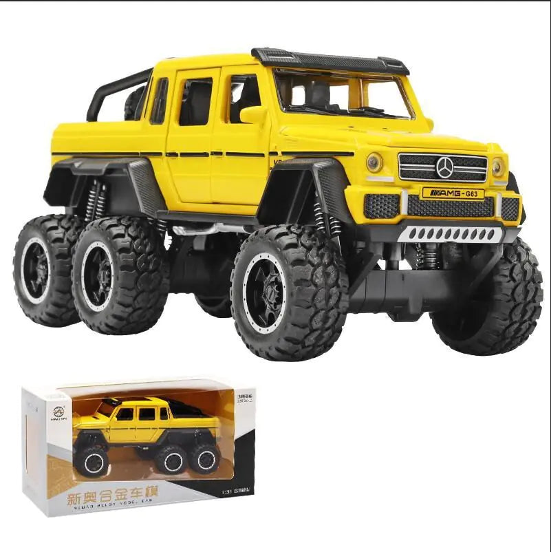 1:32 Mercedes G63 Alloy Model with Sound and Light
