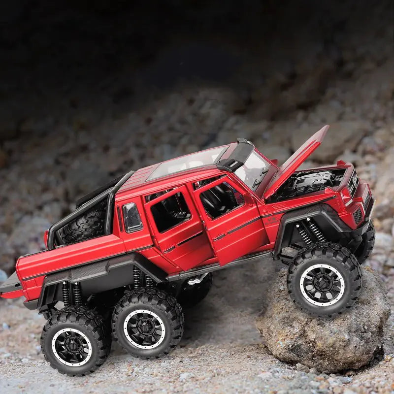 Modelo de aleación Mercedes G63 a escala 1:32 con sonido y luz